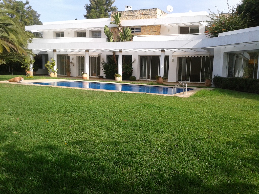 Villa à louer à Rabat