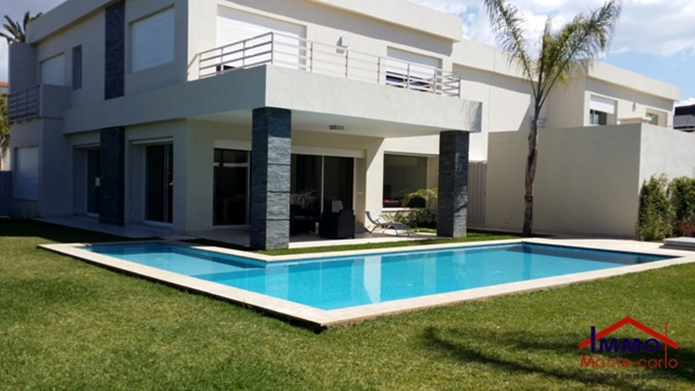 A louer villa neuve avec piscine et chauffage central à Souissi RABAT