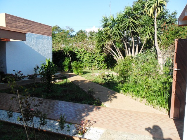 Location villa plain pied vide avec chauffage central à OLM souissi Rabat