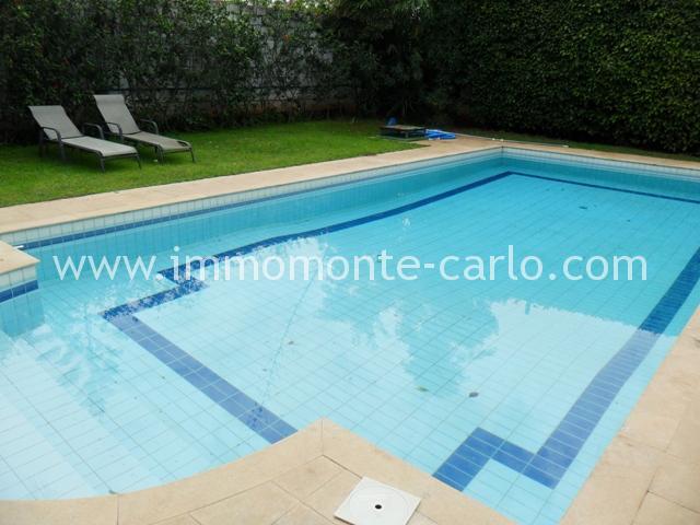 Location Villa avec piscine et chauffage central à Souissi RABAT