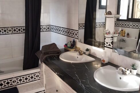 614c110d-97da-4d9a-8749-9af0d67e53b4