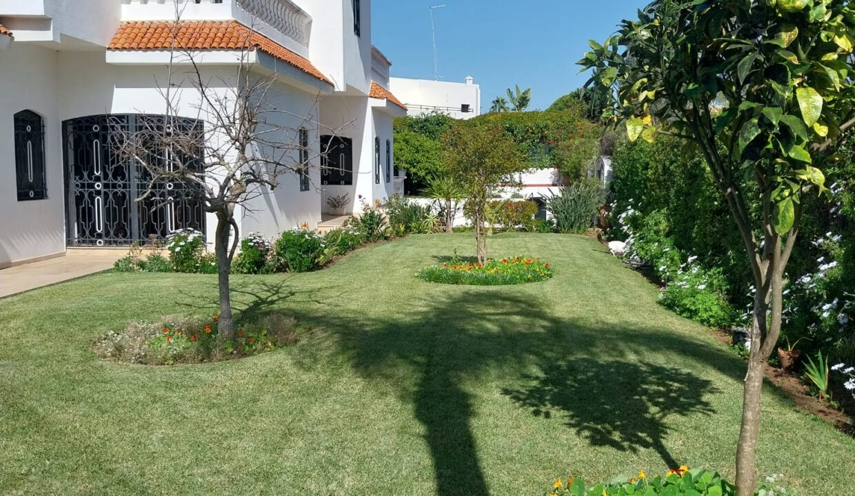 7ed49089-7afc-40f8-bc75-cd14e62c480b