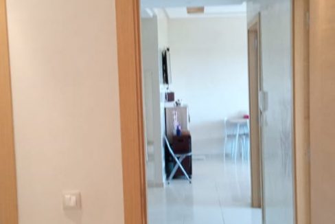 8'