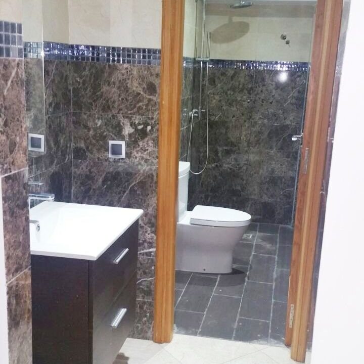 C SALLE DE BAIN SOUS SOL (2)
