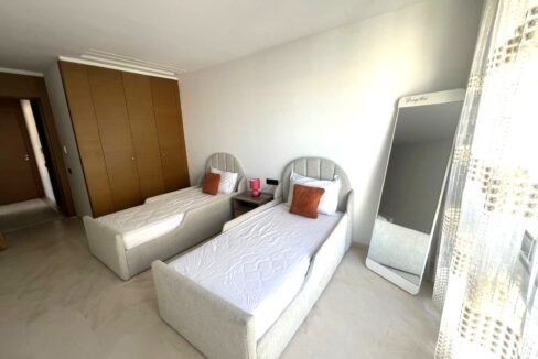 5ace8711-cca4-4ebe-b47c-16eec35ae189