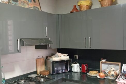 252712eb-9df2-4431-8f8b-a1d0821c6f20