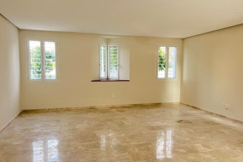 3bdd6367-549e-4dbd-8b72-a5c949b9d700